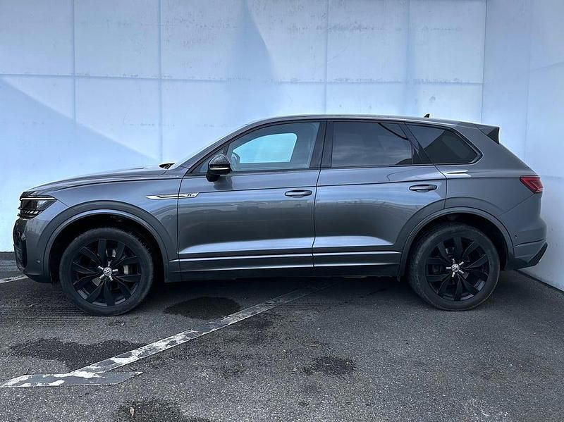 Second-hand VW Touareg 286 CP (210 kW) 2019 Gri inchis  metalic SUV