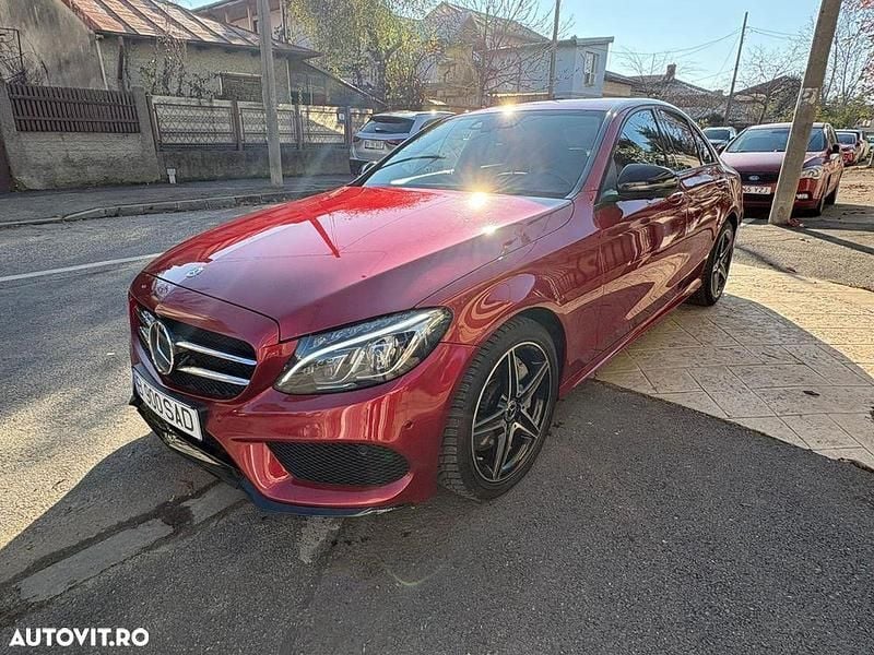 Second-hand Mercedes C250 211 CP (155 kW) 2017 Culoarerosu Berlinǎ