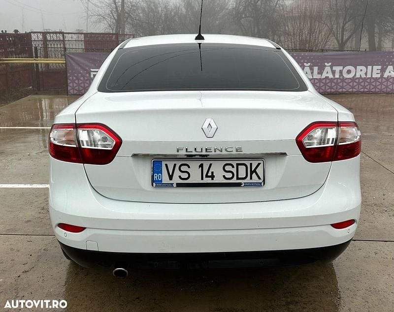 Second-hand Renault Fluence Dynamique 110 CP (80 kW) 2012 Culoarealb Berlinǎ