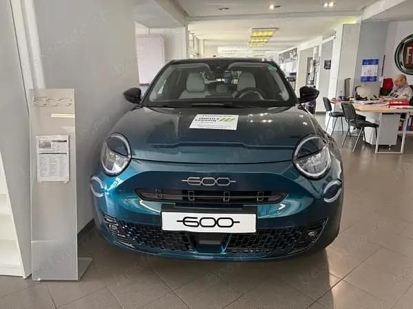 Nouă 2024 Fiat 600 La Prima SUV | 33.000 EUR - Imagine 1/4