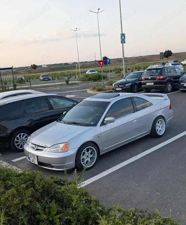 Second-hand Honda Civic 125 CP (91 kW) 2002 Argintiu Coupe