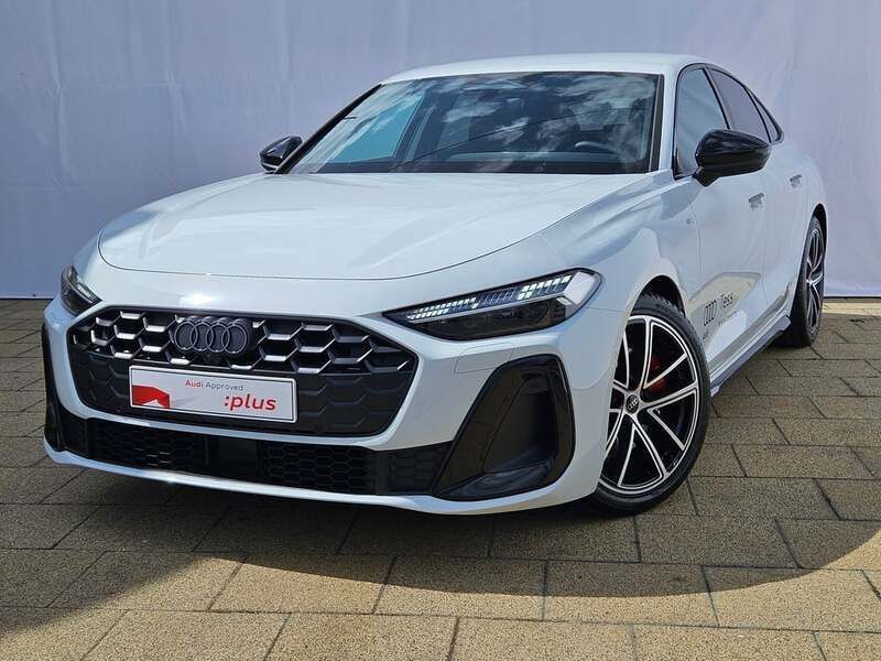 Albnormal Utilizat 2025 Audi A5 Coupe | 55.930 EUR - Imagine 1/4