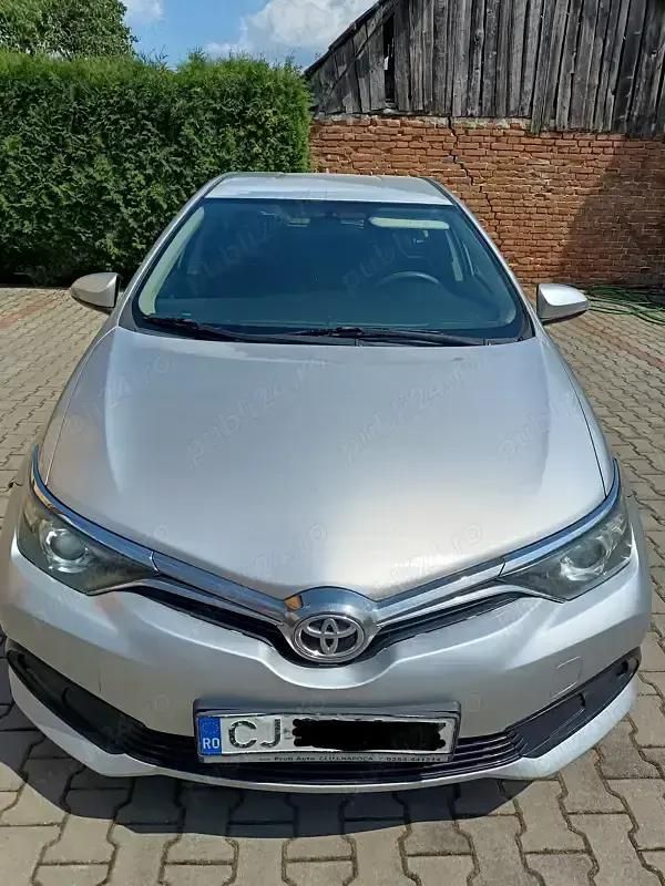 Utilizat 2016 Toyota Auris Hatchback | 6.300 EUR - Imagine 1/4