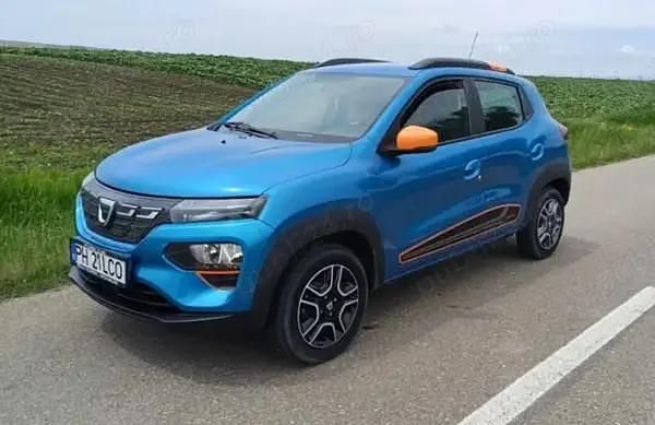 Second-hand Dacia Spring Comfort Plus 33 kW (45 CP) 2021 Albastru Hatchback