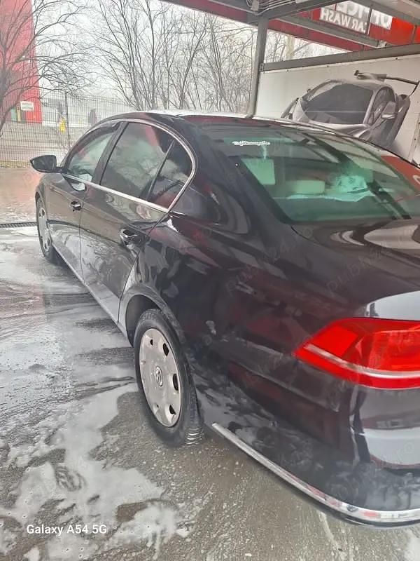 Second-hand VW Passat 105 CP (77 kW) 2014 Culoarenegru Berlinǎ