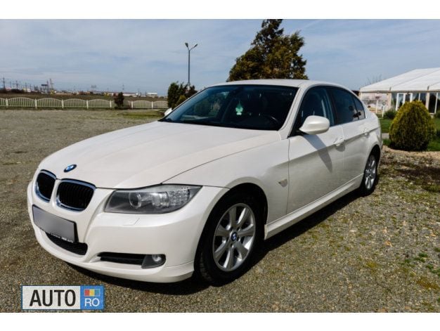 Second-hand BMW 320 177 CP (130 kW) 2009 Alb Berlinǎ