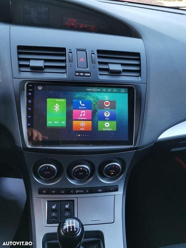 Second-hand Mazda 3 Center-Line 105 CP (77 kW) 2010 Culoarerosu