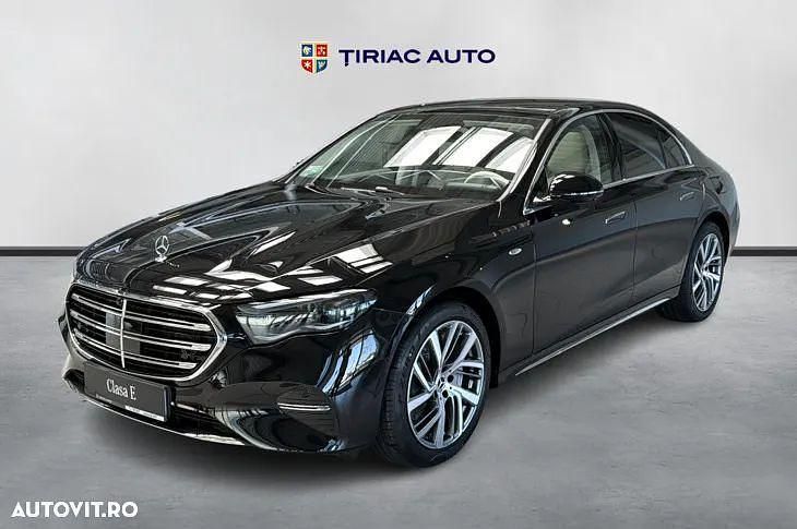 Culoarenegru Utilizat 2025 Mercedes E200 Berlinǎ | 79.055 EUR - Imagine 1/4