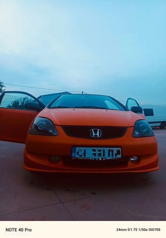 Portocaliu Utilizat 2005 Honda Civic Sport Coupe | 2.500 EUR - Imagine 1/4