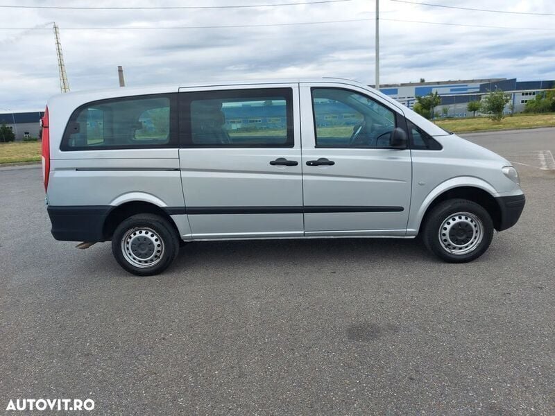 Gri Utilizat 2009 Mercedes Vito Monovolum | 8.990 EUR (Preț OK) - Imagine 1/4