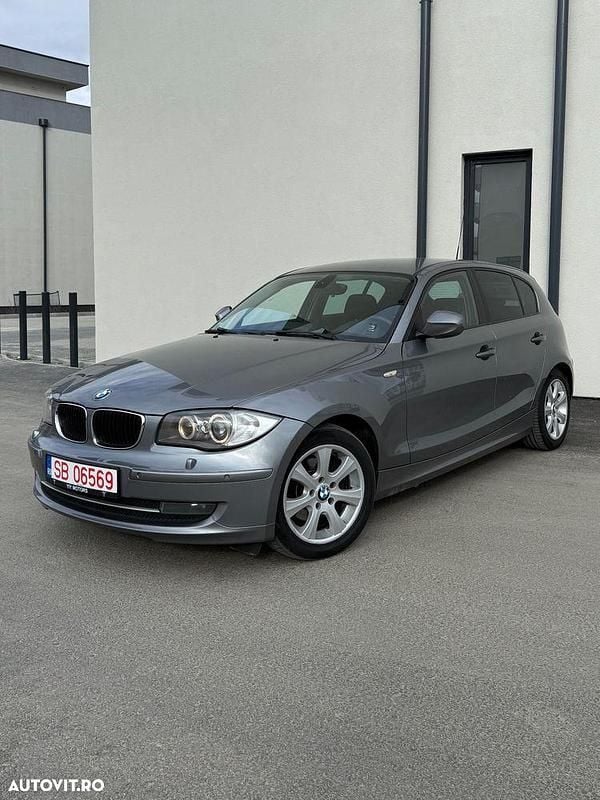 Culoaregri Second-hand 2010 BMW 118 Lifestyle Hatchback | 4.850 EUR (Preț OK) - Imagine 1/4
