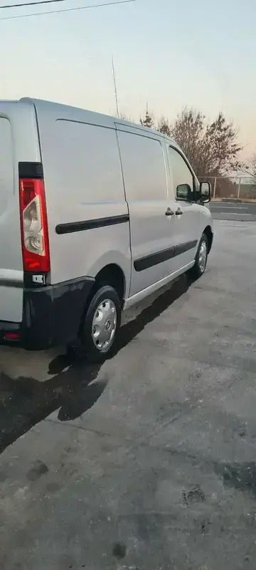 Second-hand Peugeot Expert 2010 Van