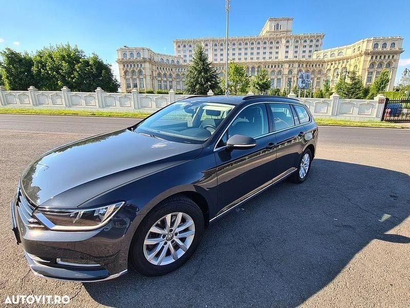 Gri Utilizat 2017 VW Passat Comfortline Break | 15.300 EUR (Preț OK) - Imagine 1/4