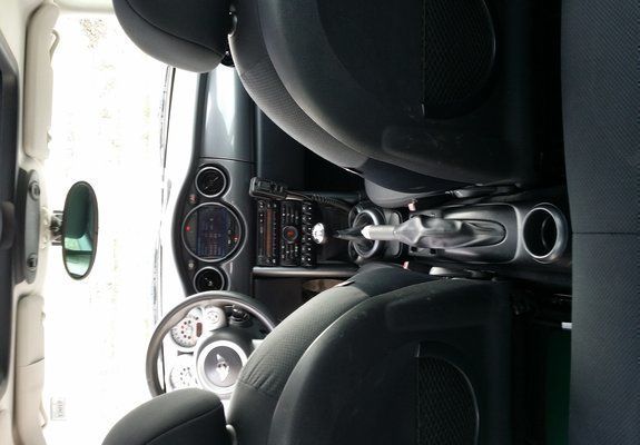 Rosu Utilizat 2004 Mini John Cooper Works Hatchback | 3.900 EUR - Imagine 1/4
