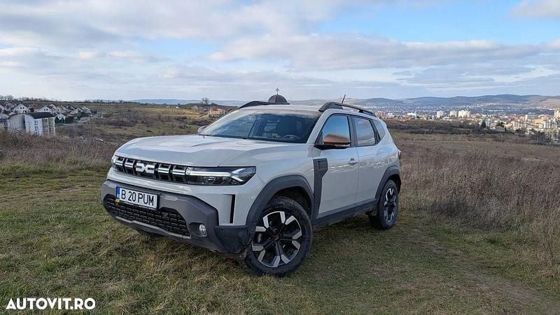 Second-hand Dacia Duster Extreme 130 CP (95 kW) 2024 Culoarebej SUV