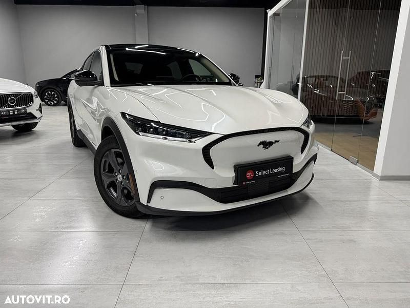 Second-hand Ford Mustang Mach-E 197 kW (269 CP) 2023 Culoarealb SUV