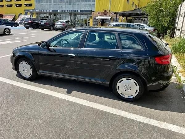 Second-hand Audi A3 125 CP (91 kW) 2012 Negru Hatchback