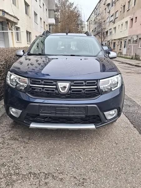 Second-hand Dacia Sandero Stepway 66 CP (48 kW) 2017 Albastru Hatchback