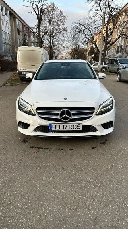 Utilizat 2019 Mercedes A220 Berlinǎ | 27.500 EUR - Imagine 1/4
