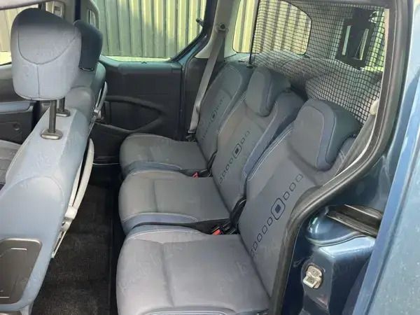 Second-hand Citroën Berlingo 101 CP (74 kW) 2010 Albastru Monovolum