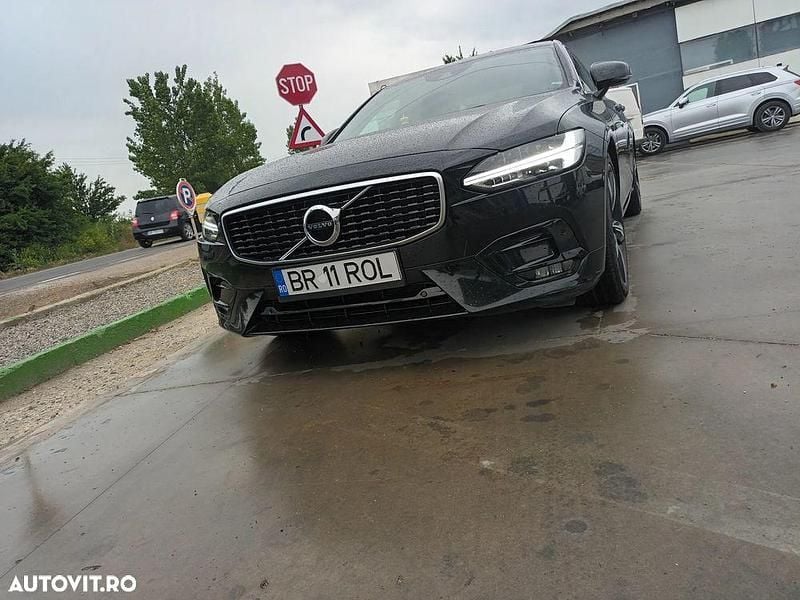 Culoarenegru Second-hand 2017 Volvo S90 R-Design Berlinǎ | 25.000 EUR (Puțin scump) - Imagine 1/4