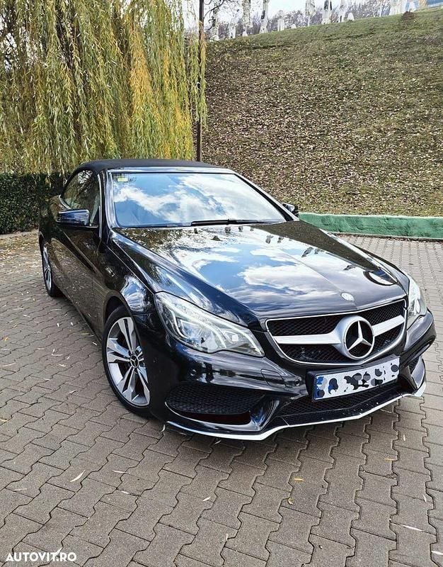 Culoarenegru Utilizat 2014 Mercedes E220 Cabrio | 15.990 EUR (Preț bun) - Imagine 1/4