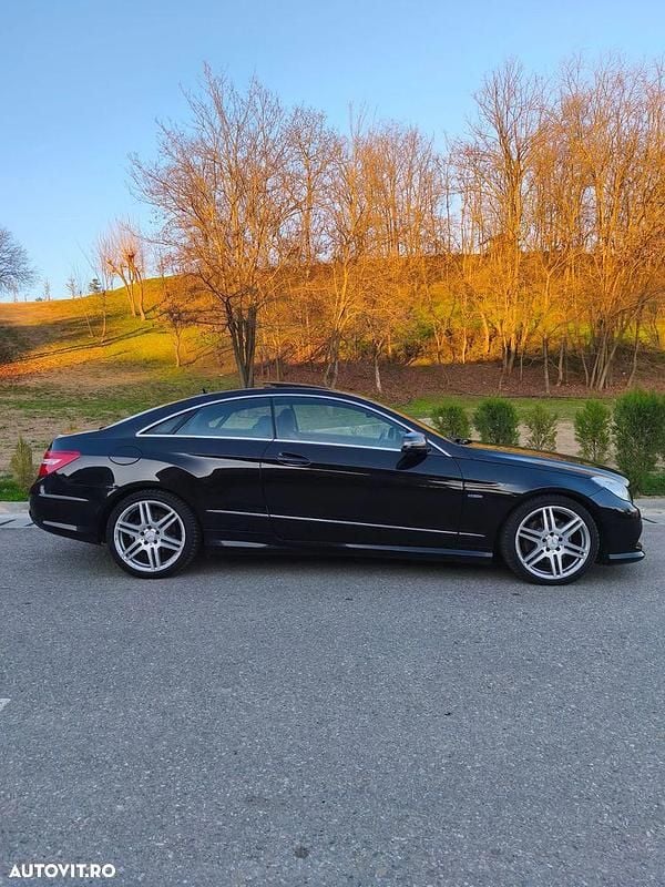 Second-hand Mercedes E220 Avantgarde 170 CP (125 kW) 2012 Culoarenegru Coupe