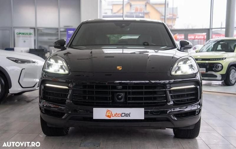 Second-hand Porsche Cayenne 340 CP (250 kW) 2020 Culoarenegru SUV