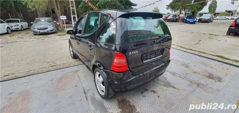 Second-hand Mercedes A140 80 CP (58 kW) 2001 Negru Hatchback