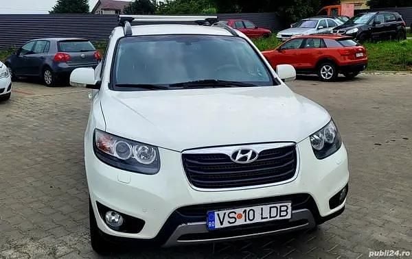 Alb Utilizat 2012 Hyundai Santa Fe SUV | 8.200 EUR (Preț OK) - Imagine 1/4