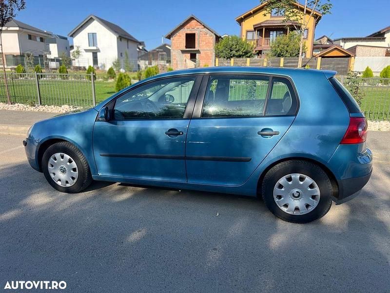 Culoarealbastru Utilizat 2006 VW Golf V Hatchback | 2.600 EUR (Preț OK) - Imagine 1/4