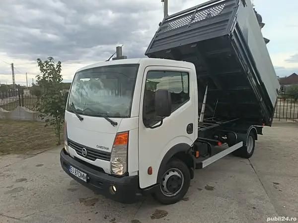 Second-hand Nissan Cabstar 2014 Alb Pickup
