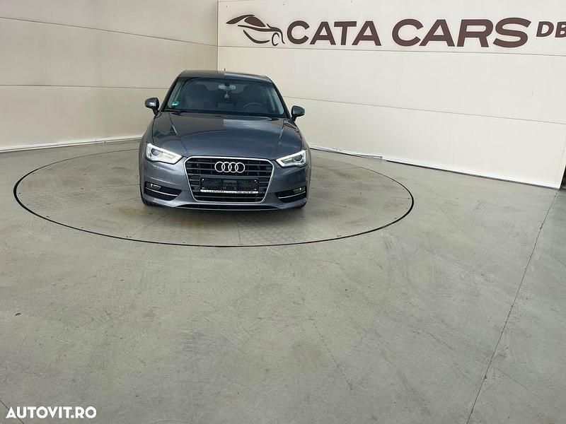 Gri Utilizat 2015 Audi A3 Sportback Ambiente Hatchback | 10.490 EUR (Preț OK) - Imagine 1/4