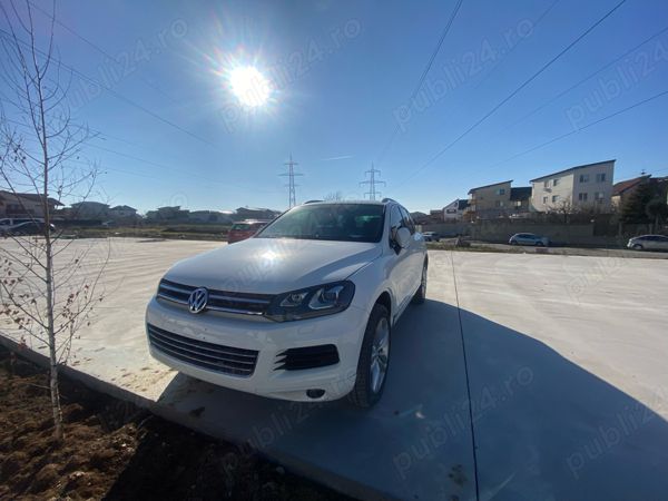 Alb Utilizat 2011 VW Touareg SUV | 11.999 EUR - Imagine 1/4