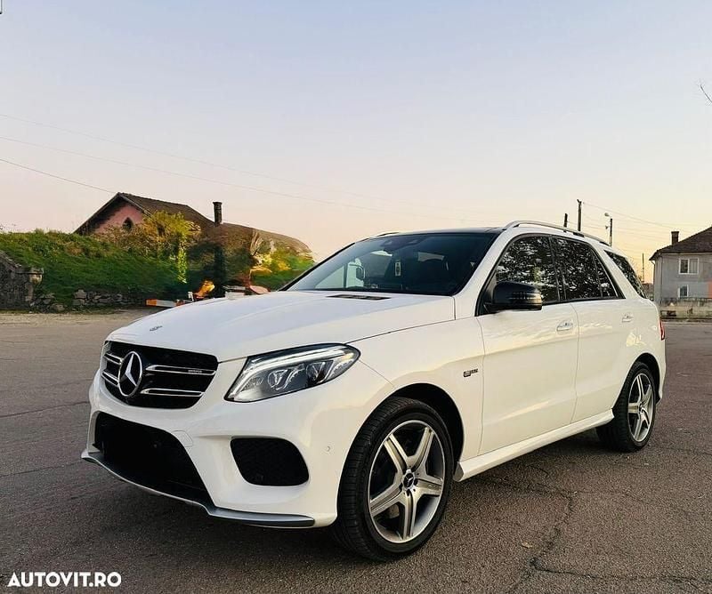 Culoarealb Utilizat 2017 Mercedes GLE43 AMG AMG SUV | 31.900 EUR - Imagine 1/4