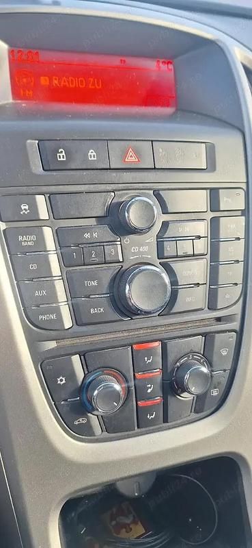 Second-hand Opel Astra 110 CP (80 kW) 2011 Break