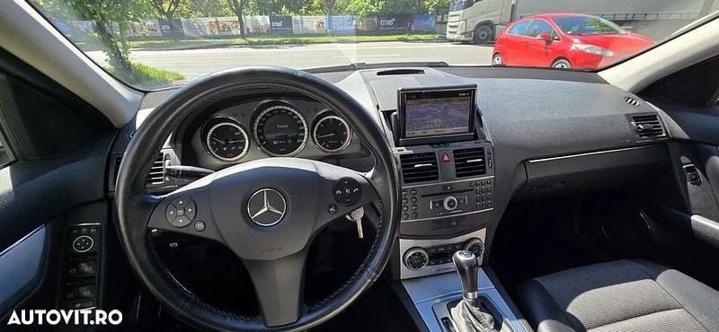 Second-hand Mercedes C250 Avantgarde 204 CP (150 kW) 2011 Culoaregri Berlinǎ