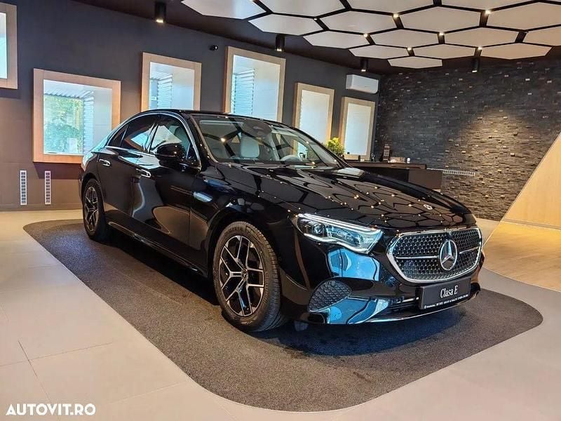 Culoarenegru Nouă 2025 Mercedes E200 Berlinǎ | 74.269 EUR - Imagine 1/4