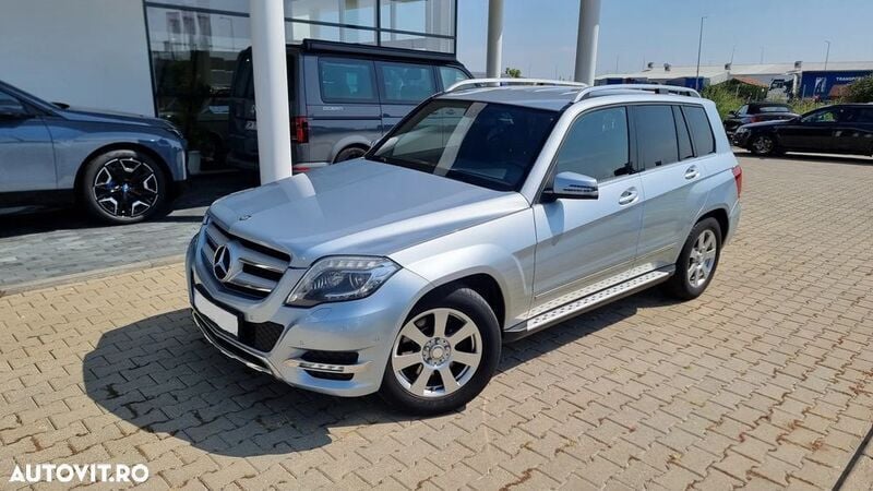 Gri Utilizat 2014 Mercedes GLK220 SUV | 14.900 EUR (Preț OK) - Imagine 1/4
