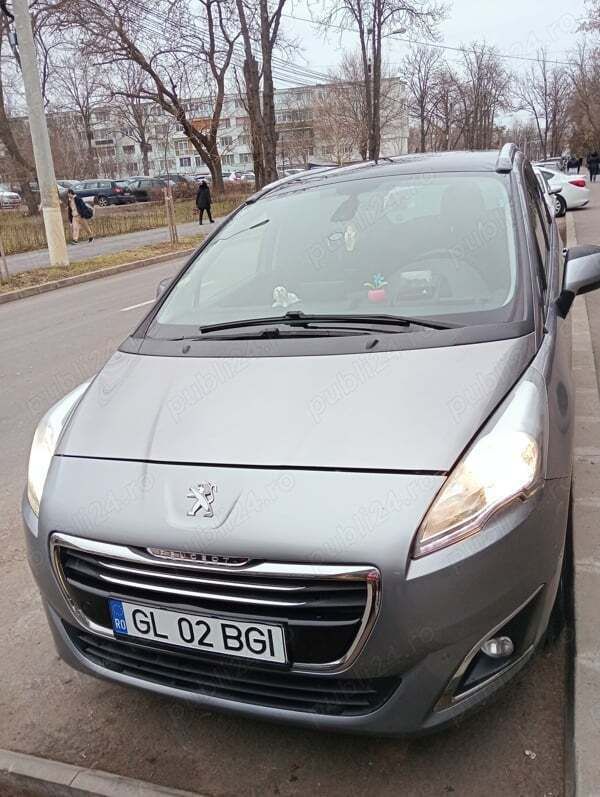 Utilizat 2014 Peugeot 5008 Monovolum | 7.500 EUR - Imagine 1/4