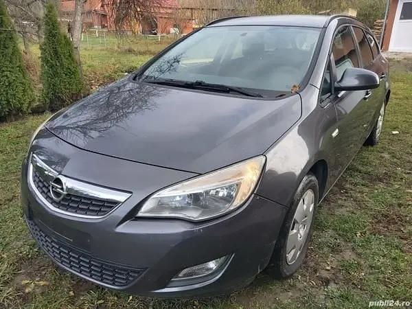 Utilizat 2011 Opel Astra Break | 1.999 EUR (Super Preț) - Imagine 1/4