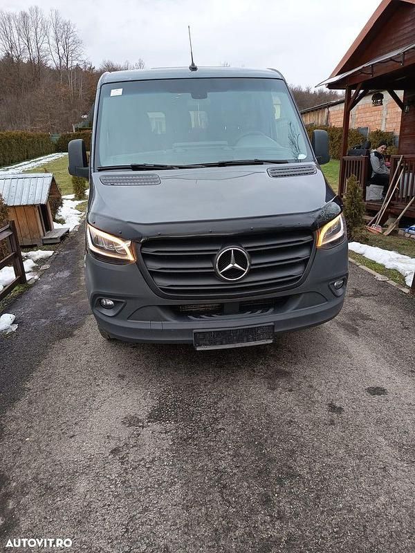 Culoaregri Second-hand 2022 Mercedes Sprinter Van | 20.000 EUR - Imagine 1/4