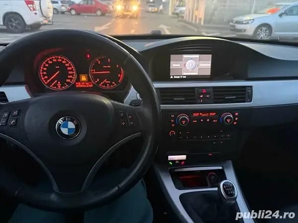 Gri Utilizat 2009 BMW 320 Berlinǎ | 3.800 EUR (Preț bun) - Imagine 1/4
