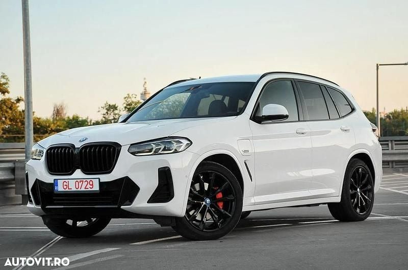 Culoarealb Utilizat 2022 BMW X3 M Sport SUV | 36.990 EUR (Preț OK) - Imagine 1/4
