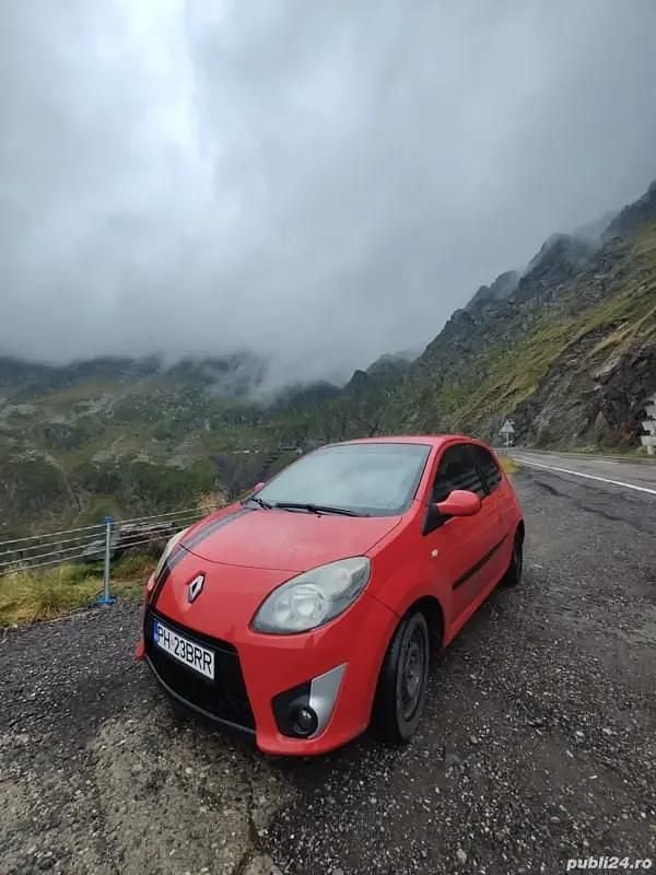 Rosu Utilizat 2008 Renault Twingo Hatchback | 1.100 EUR - Imagine 1/4