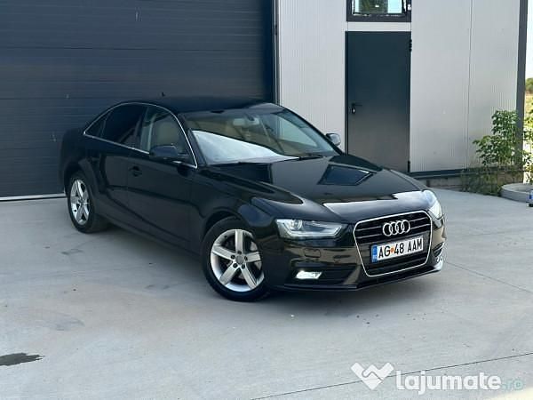 Negru Utilizat 2013 Audi A4 S-Line Berlinǎ | 8.300 EUR (Preț OK) - Imagine 1/4