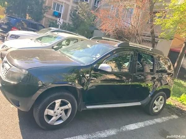 Negru Utilizat 2012 Dacia Duster SUV | 6.900 EUR (Preț OK) - Imagine 1/4
