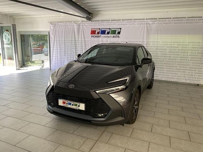 Utilizat 2024 Toyota C-HR Team SUV | 39.339 EUR - Imagine 1/1