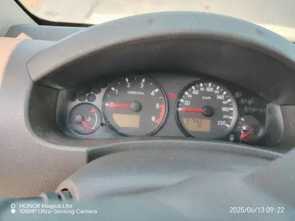 Second-hand Nissan Navara 170 CP (125 kW) 2008 Pickup