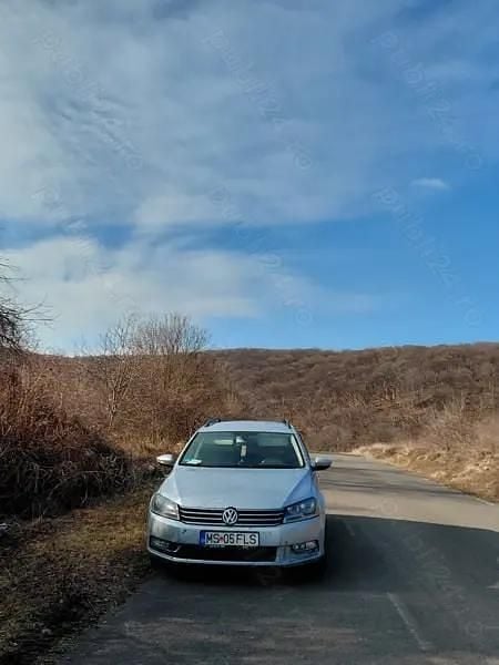 Second-hand VW Passat 140 CP (102 kW) 2014 Argintiu Berlinǎ